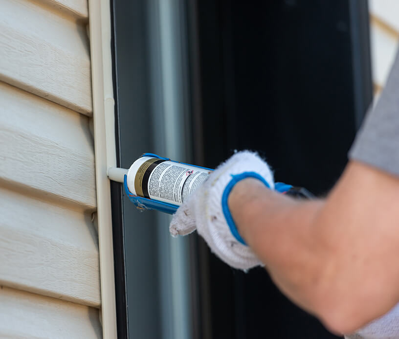 Thermoplastic caulking